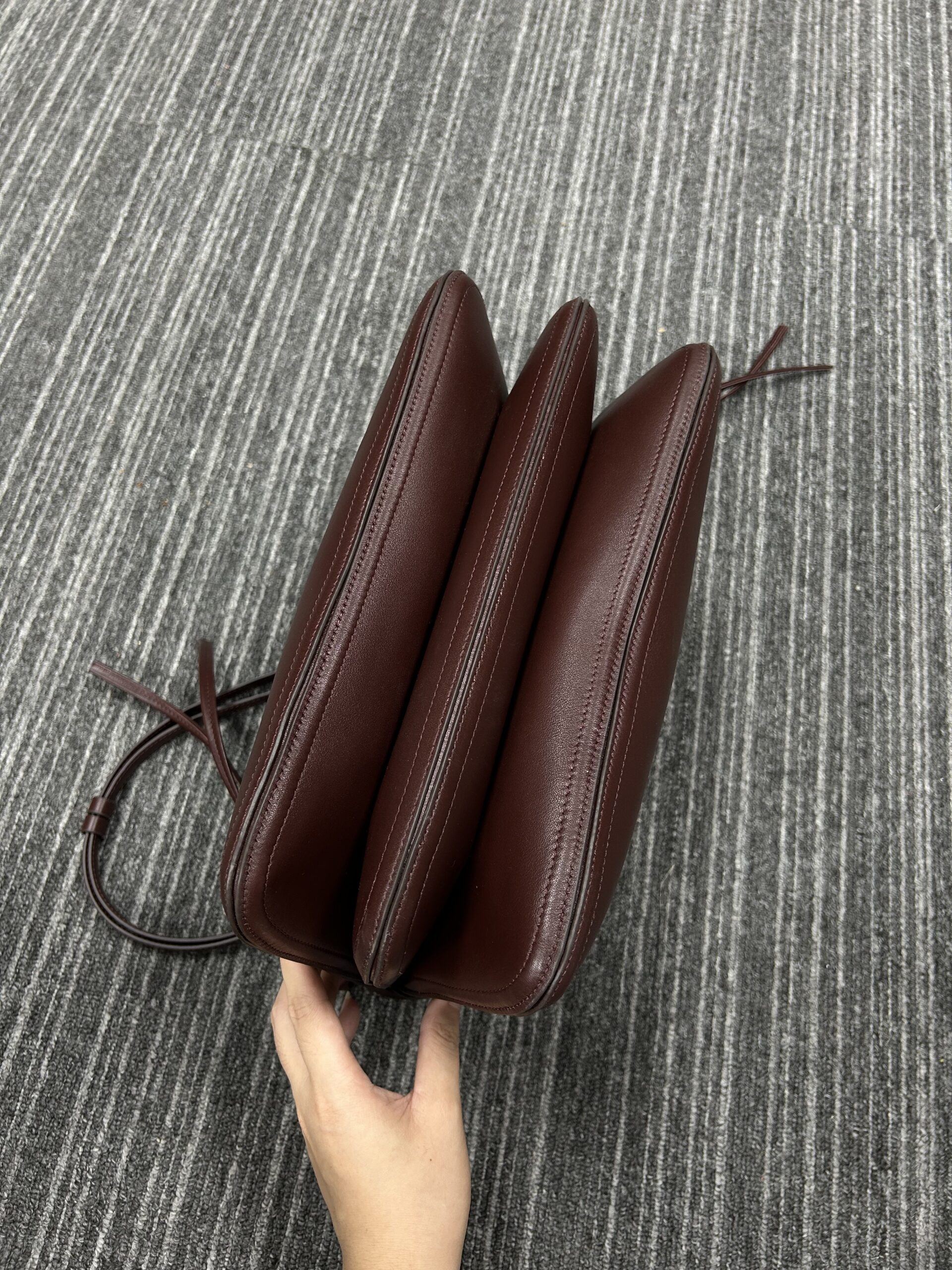 Phoebe Philo's new Gig bag with ribbon tassels, one-shoulder crossbody tote bag, Gig pouch mobile phone bag - 图片 8